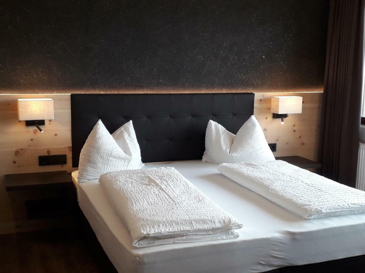 Hotel Zum Tiroler Adler Εξωτερικό φωτογραφία