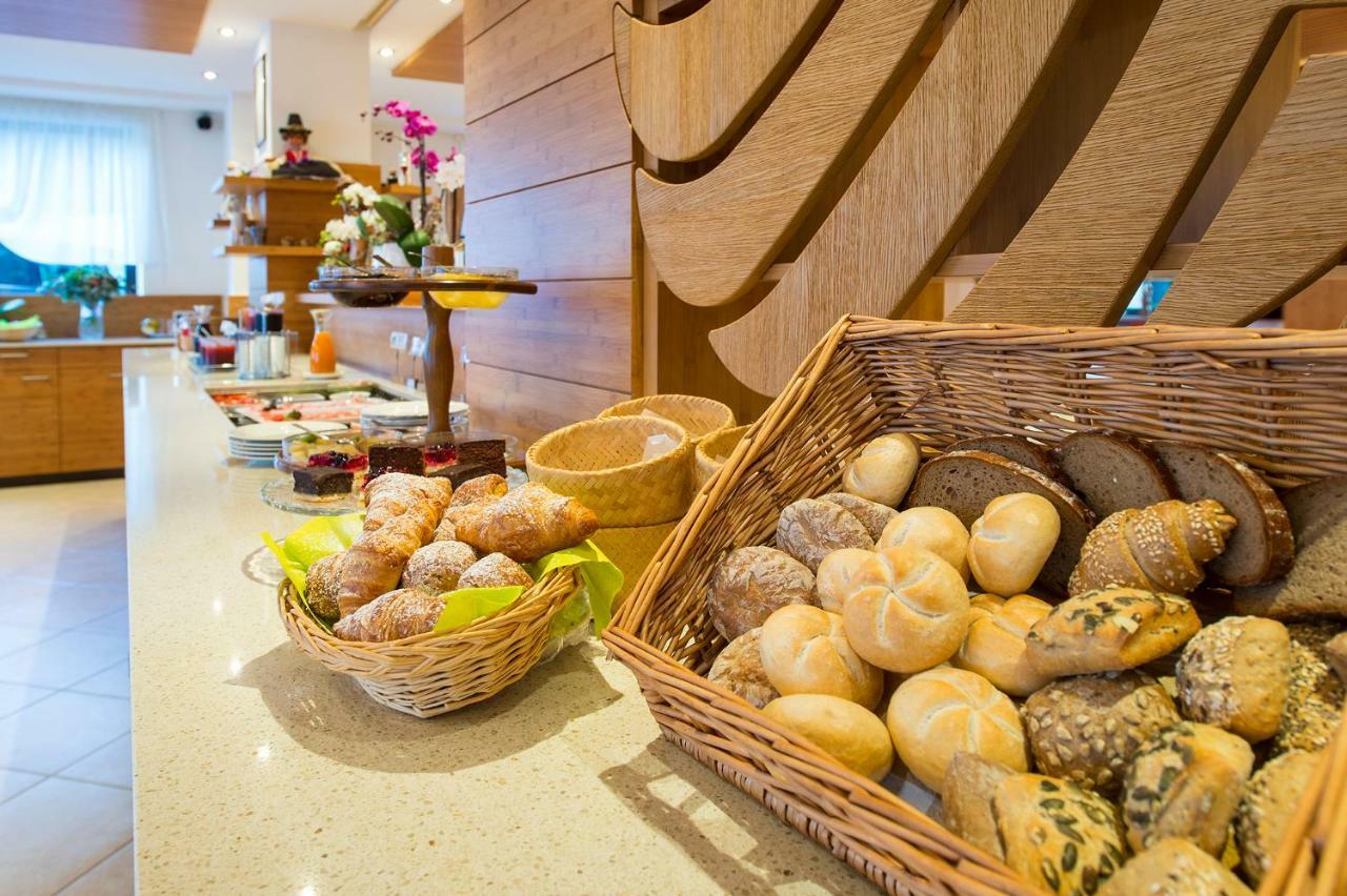 Hotel Zum Tiroler Adler Εξωτερικό φωτογραφία